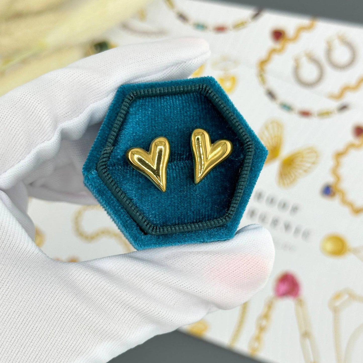 SWEET LOVE EARRINGS, 18K GOLD PLATED STEEL