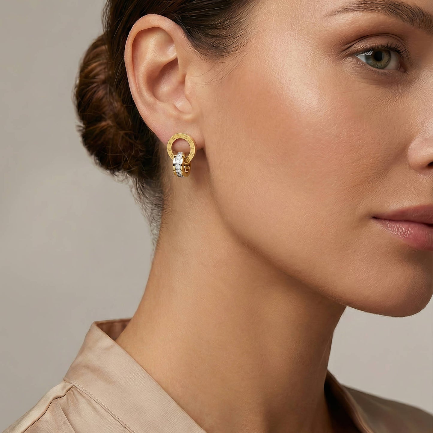 LV EARRINGS, 18K GOLD PLATED STEEL